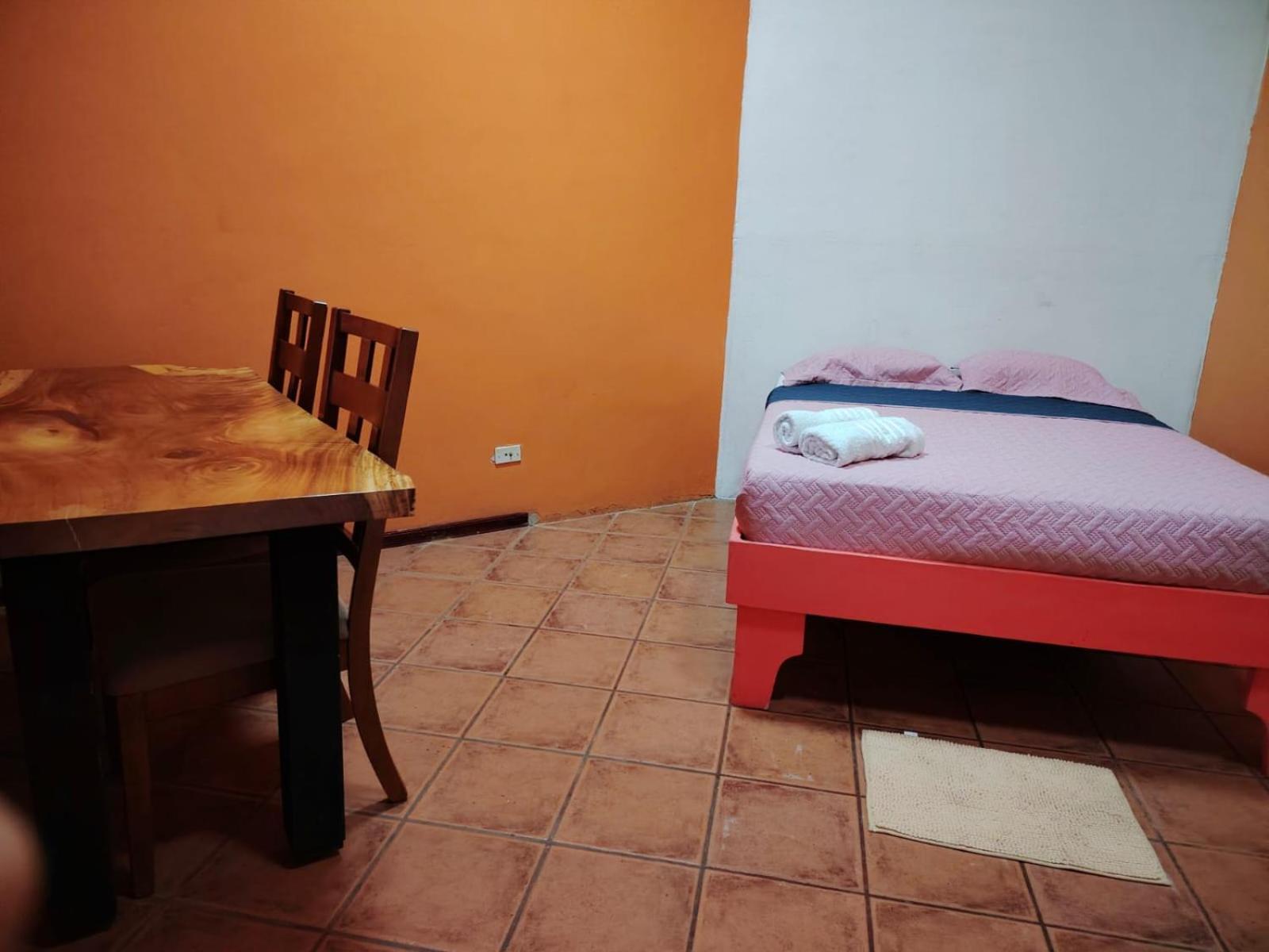 Hospedaje Papalotes Quepos Bagian luar foto